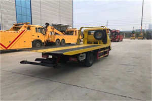 寻甸非事故拖车