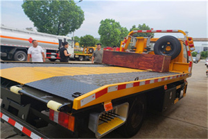 寻甸附近拖车电话号码服务