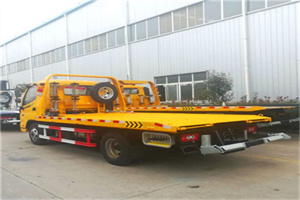 寻甸附近拖车救援搭电